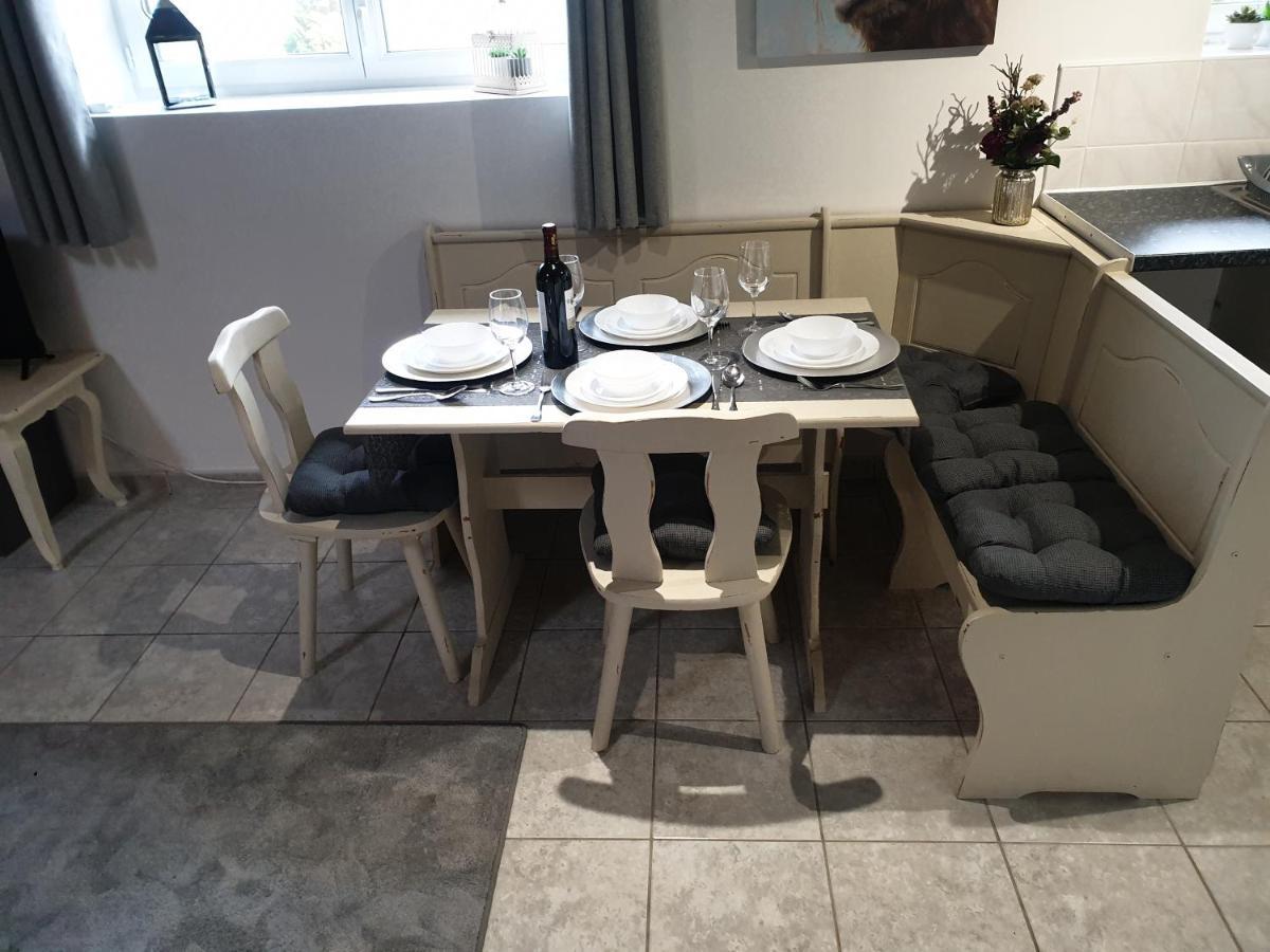 Les Gages Villa Brece  Eksteriør billede